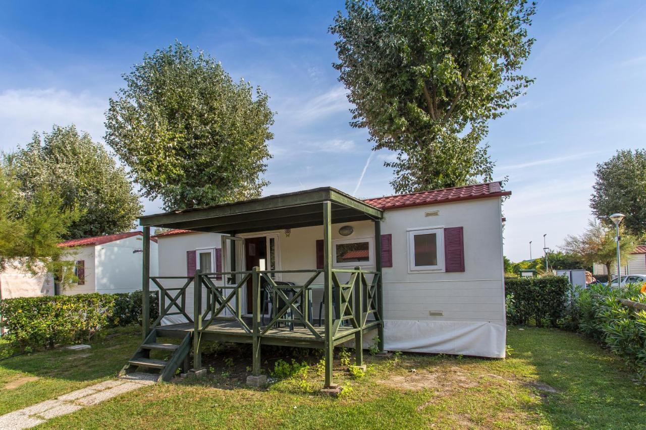 Camping Marelago Каорле Екстериор снимка