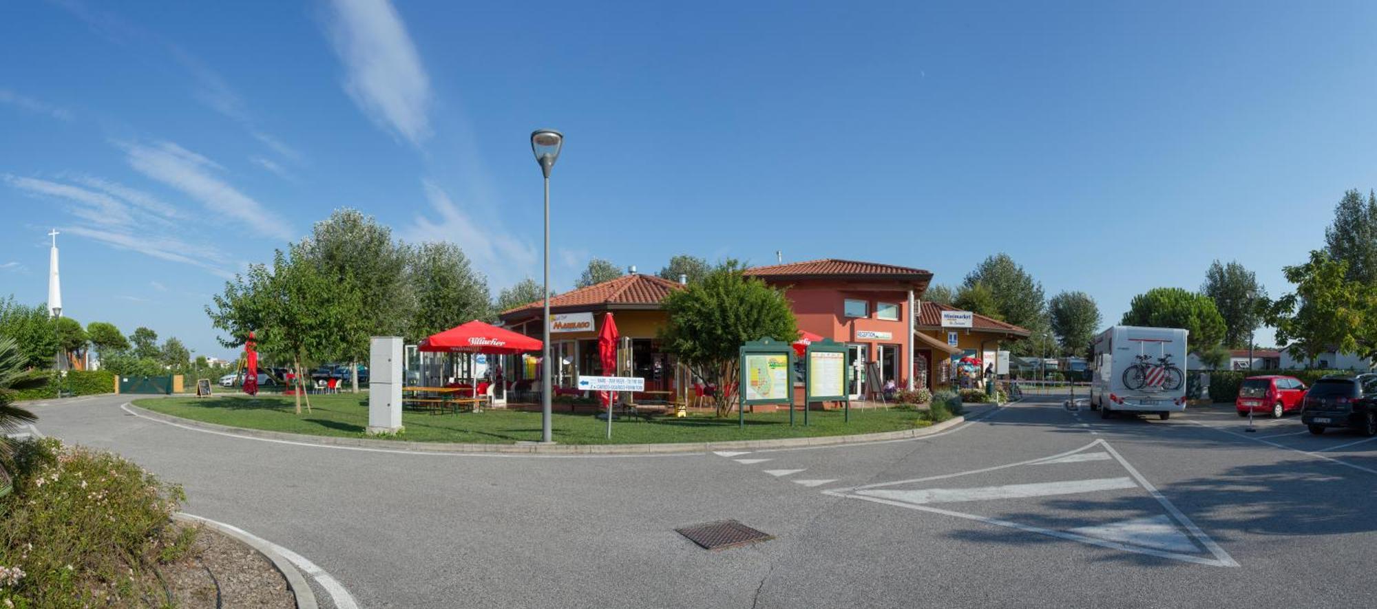 Camping Marelago Каорле Екстериор снимка